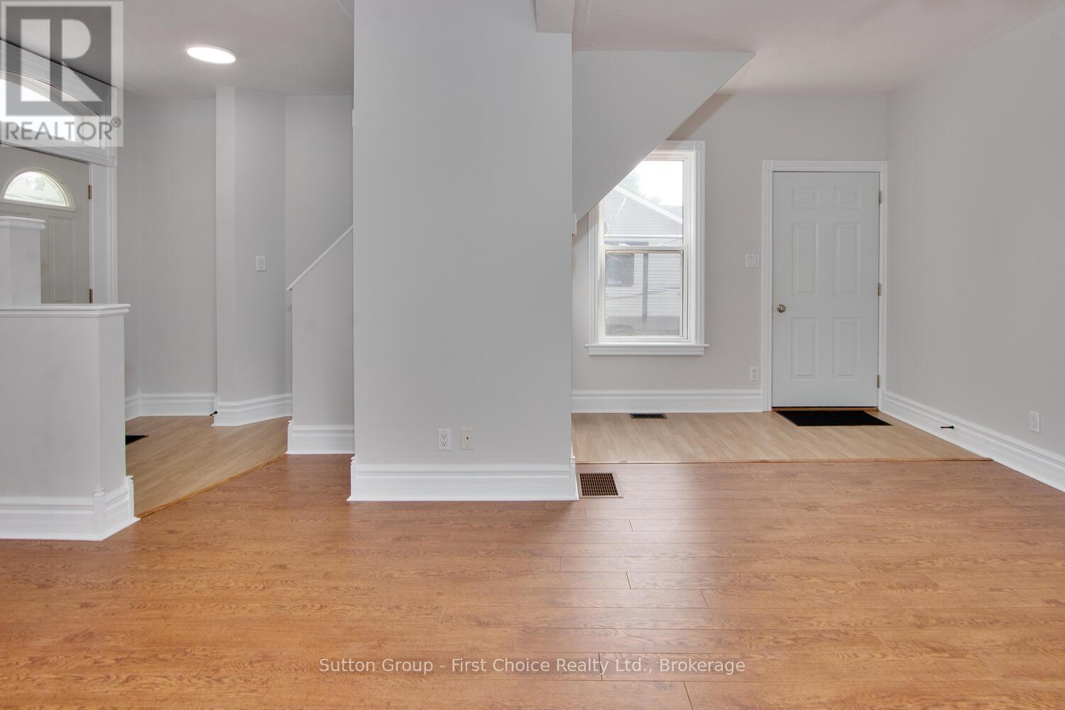 307 Nelson Street, Stratford, Ontario  N5A 2K5 - Photo 10 - X12589926