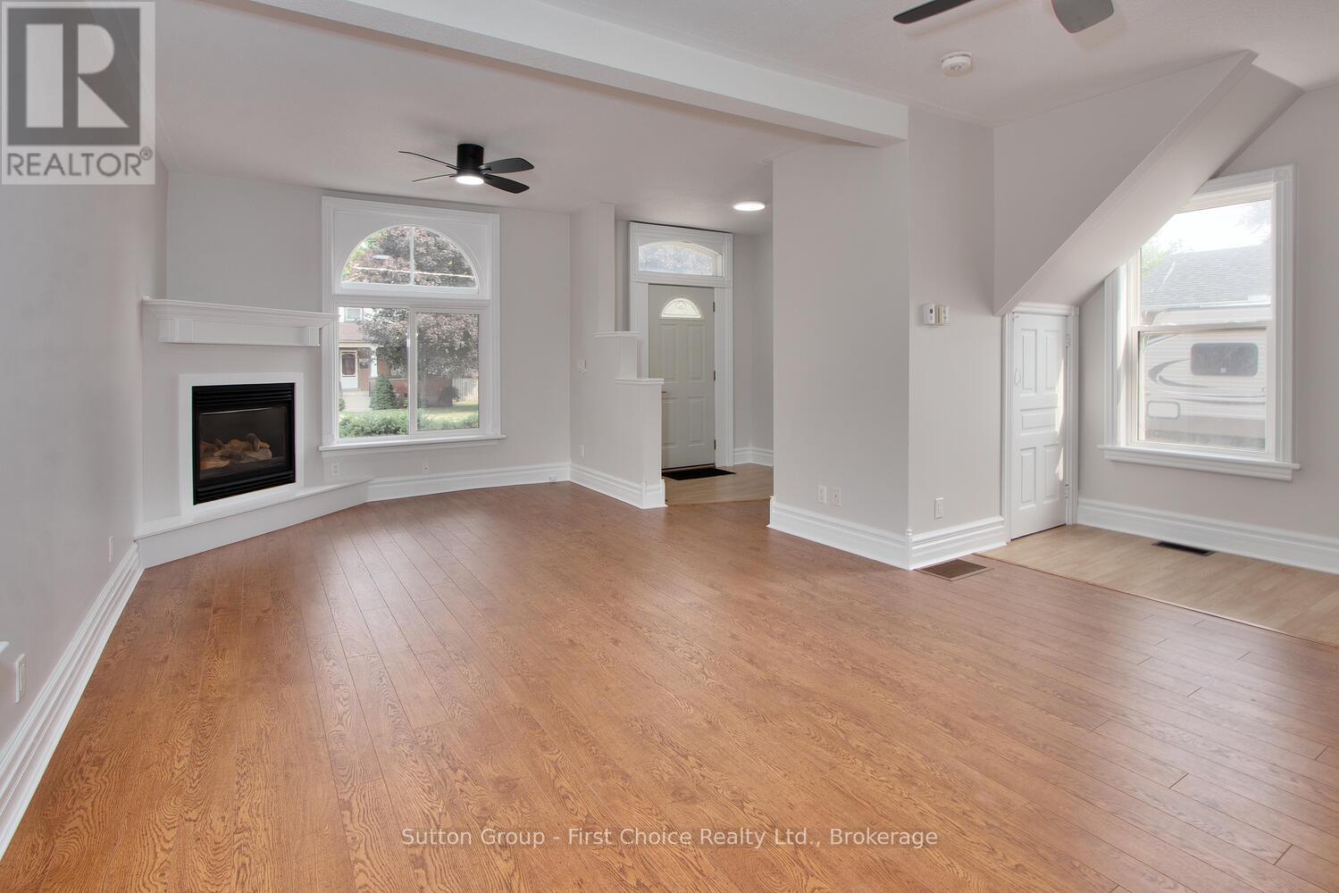 307 Nelson Street, Stratford, Ontario  N5A 2K5 - Photo 11 - X12589926