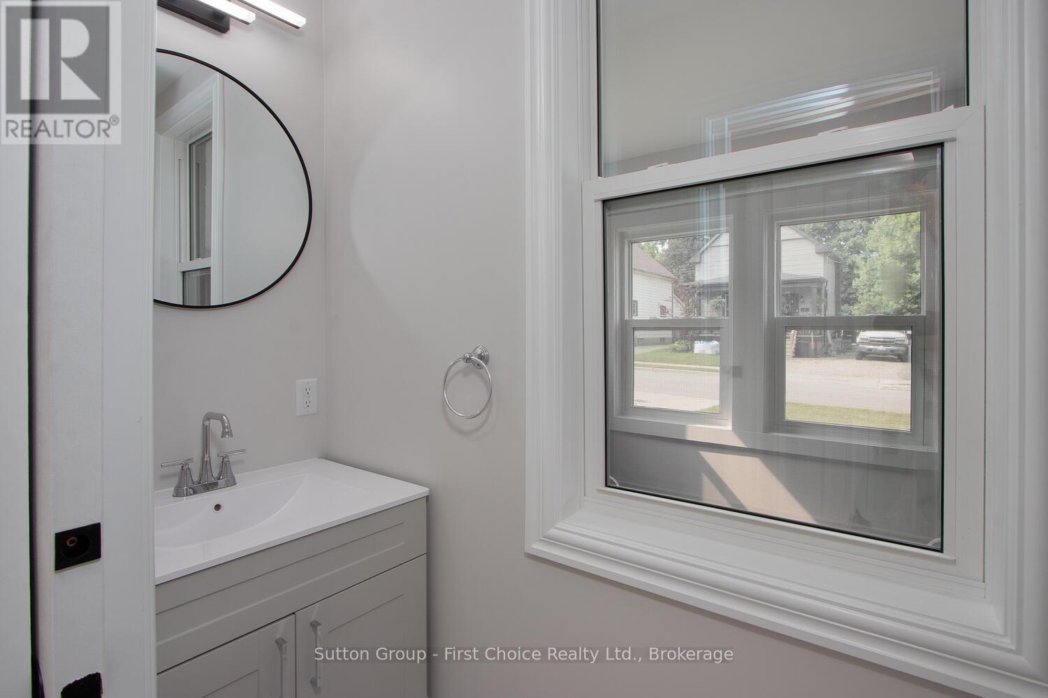 307 Nelson Street, Stratford, Ontario  N5A 2K5 - Photo 22 - X12589926