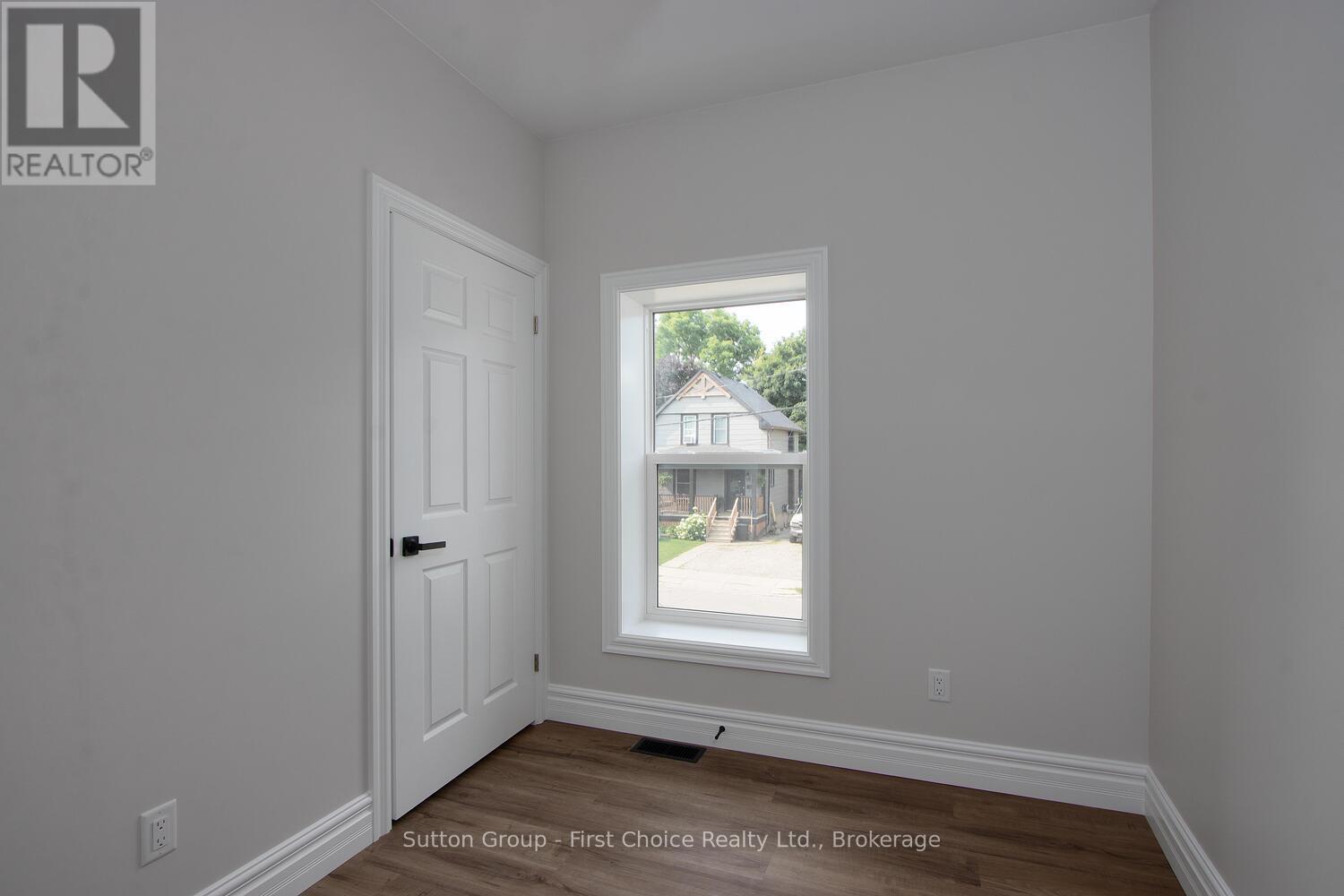 307 Nelson Street, Stratford, Ontario  N5A 2K5 - Photo 30 - X12589926