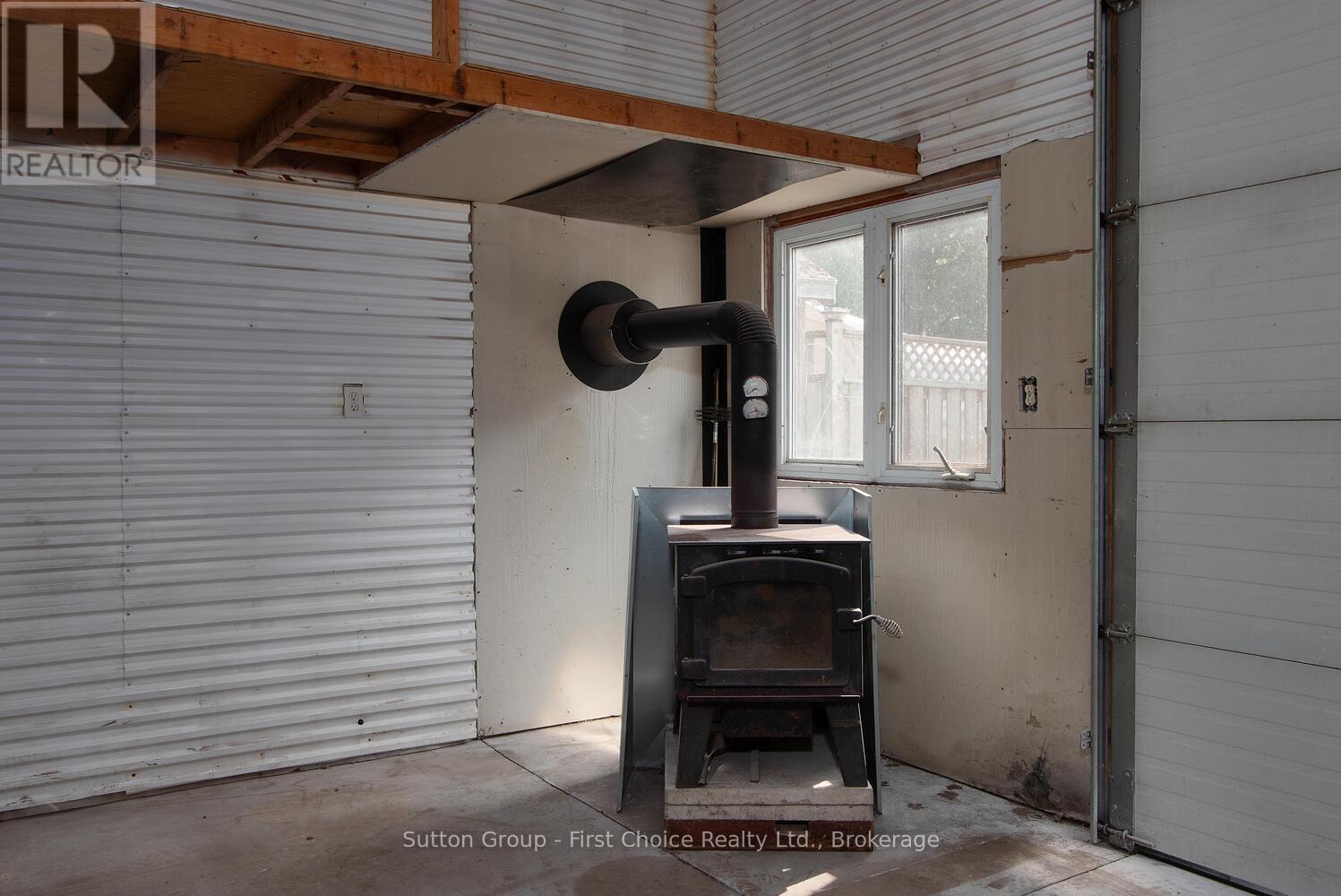 307 Nelson Street, Stratford, Ontario  N5A 2K5 - Photo 38 - X12589926