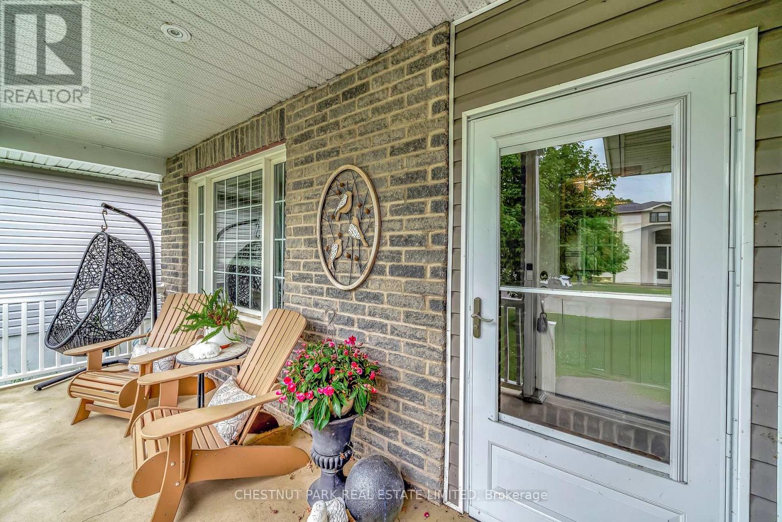 140 Islandview Drive, Loyalist (Amherstview), Ontario  K7N 0A5 - Photo 2 - X12589900