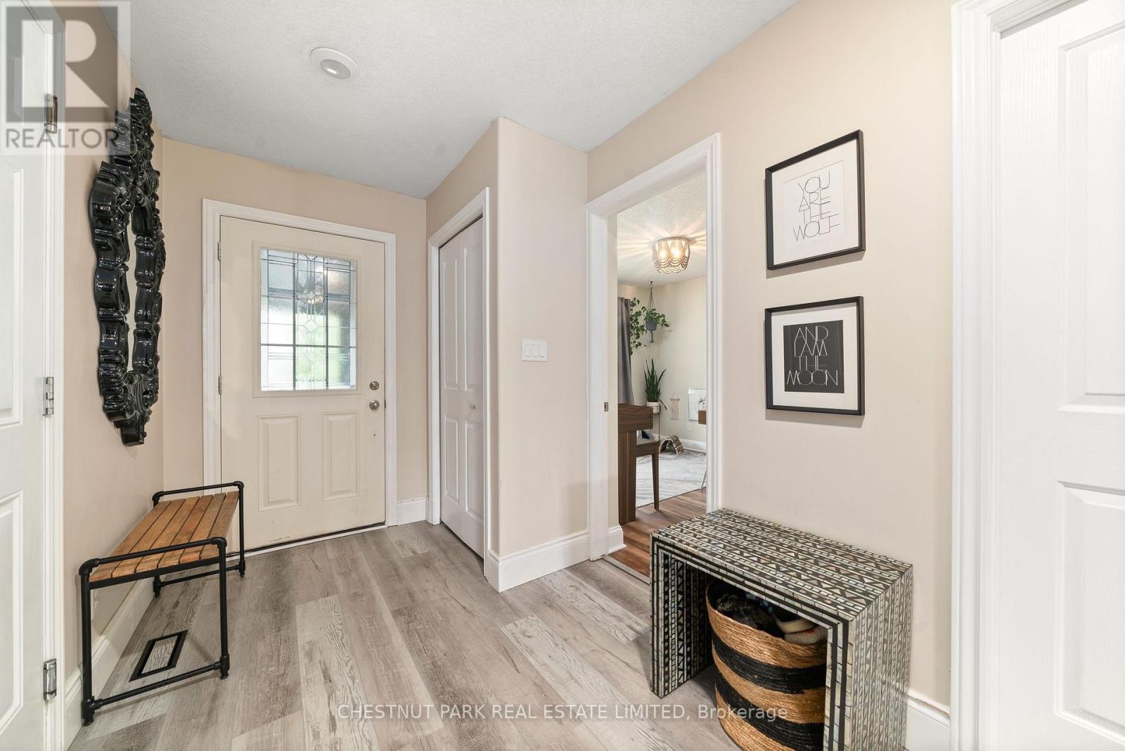 140 Islandview Drive, Loyalist (Amherstview), Ontario  K7N 0A5 - Photo 3 - X12589900