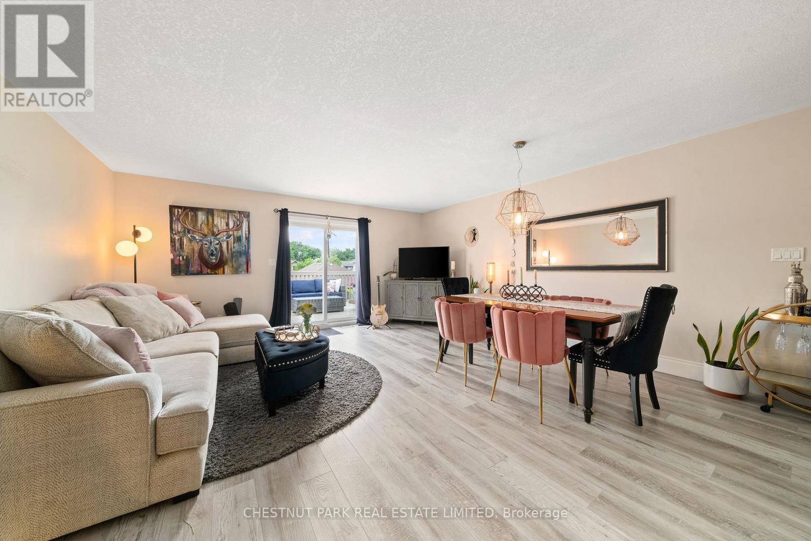 140 Islandview Drive, Loyalist (Amherstview), Ontario  K7N 0A5 - Photo 6 - X12589900