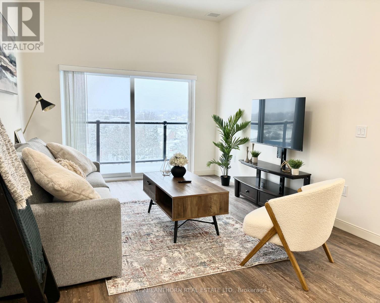 617 - 135 STATION STREET, Belleville, Ontario