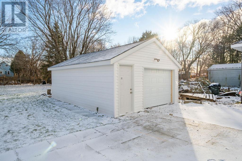 588 Sherbourne St, Sault Ste. Marie, Ontario  P6C 3X7 - Photo 4 - SM253381