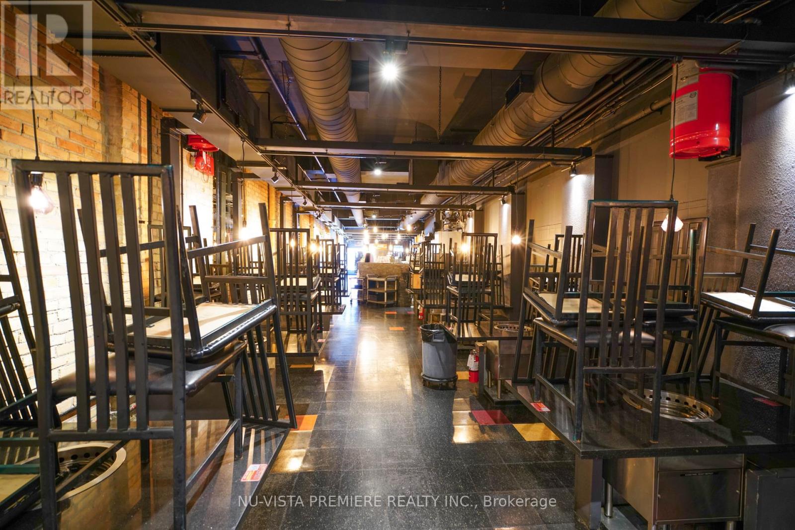 2 - 742 Richmond Street, London East, Ontario N6A 3H3 - Photo 4 - X12403906