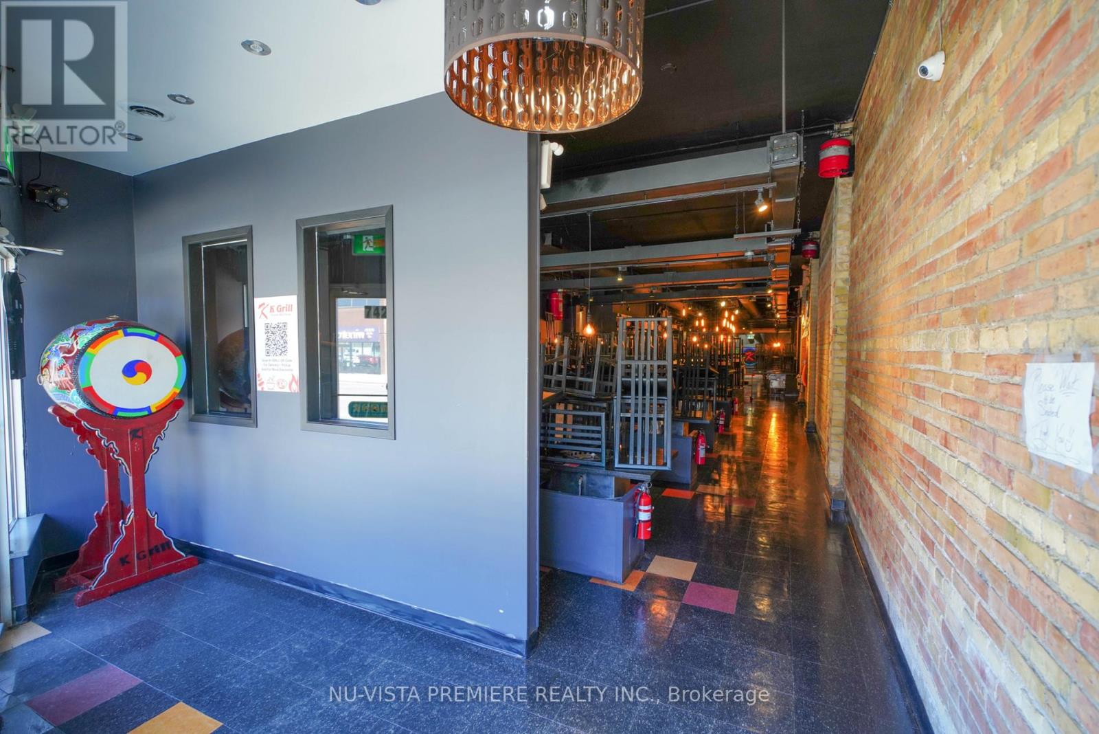 2 - 742 Richmond Street, London East, Ontario N6A 3H3 - Photo 3 - X12403906