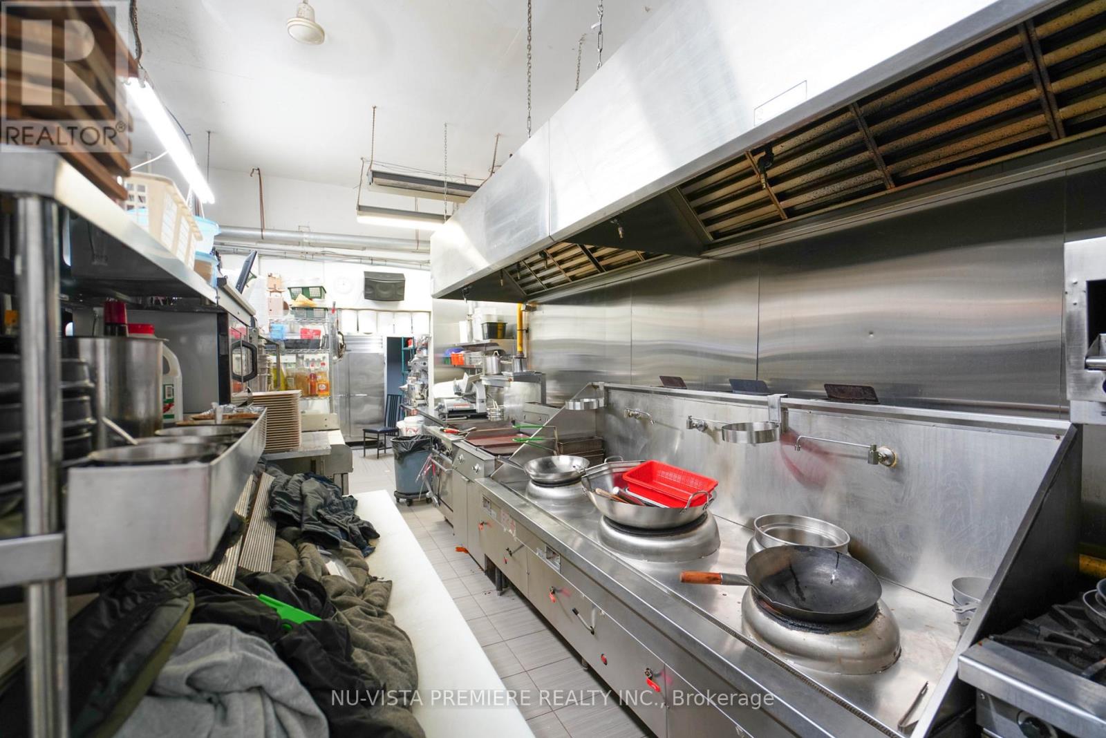 2 - 742 Richmond Street, London East, Ontario N6A 3H3 - Photo 5 - X12403906