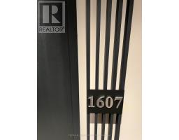 1607 - 81 WELLESLEY STREET E, Toronto, Ontario