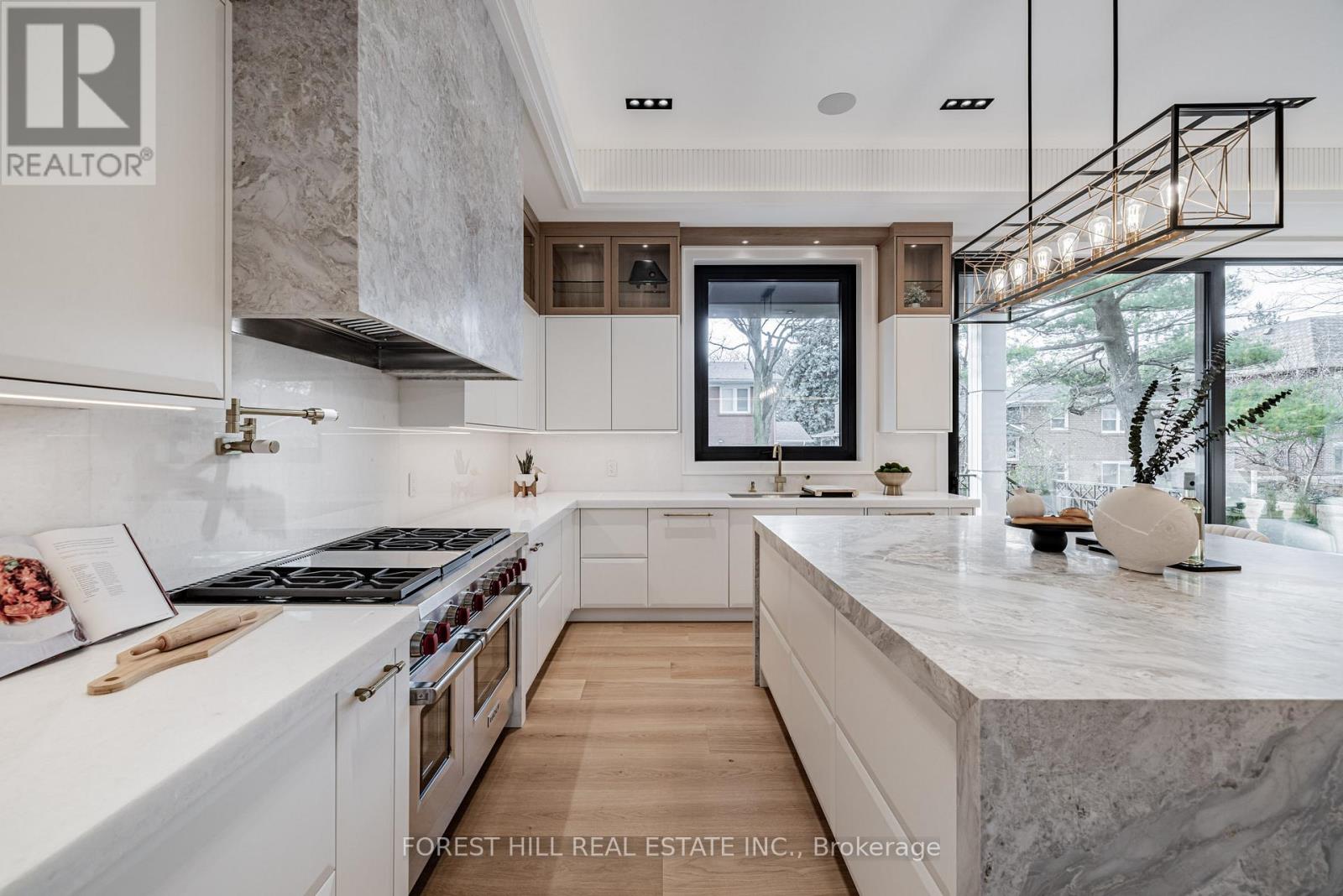 23 Didrickson Drive, Toronto, Ontario  M2P 1J7 - Photo 13 - C12589934