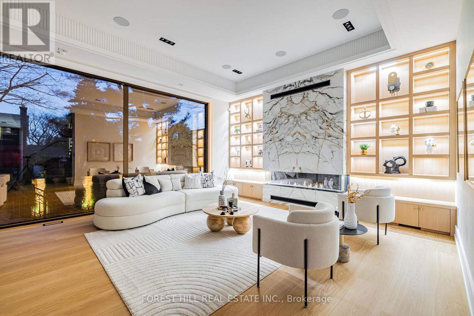 23 Didrickson Drive, Toronto, Ontario  M2P 1J7 - Photo 5 - C12589934