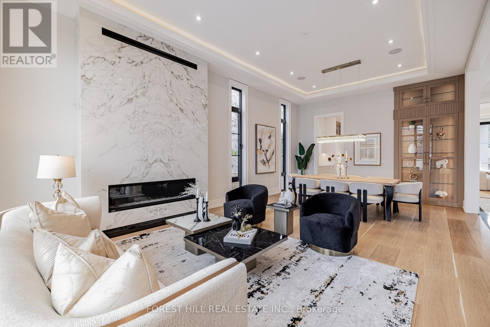 23 Didrickson Drive, Toronto, Ontario  M2P 1J7 - Photo 6 - C12589934