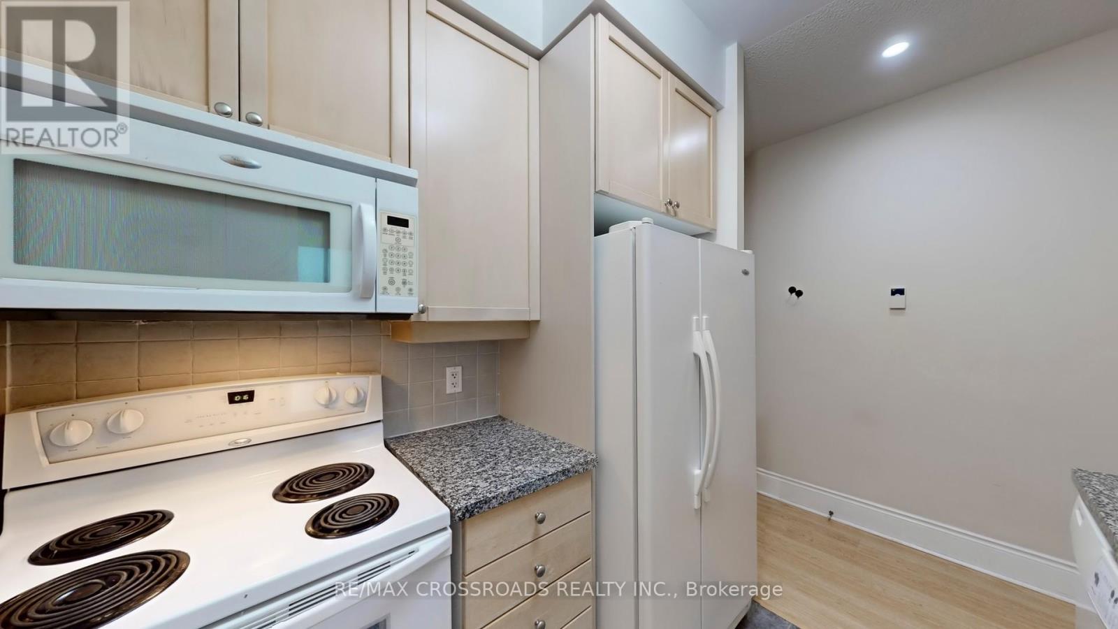 Ph1 - 15 Greenview Avenue, Toronto, Ontario  M2M 4M7 - Photo 20 - C12589936