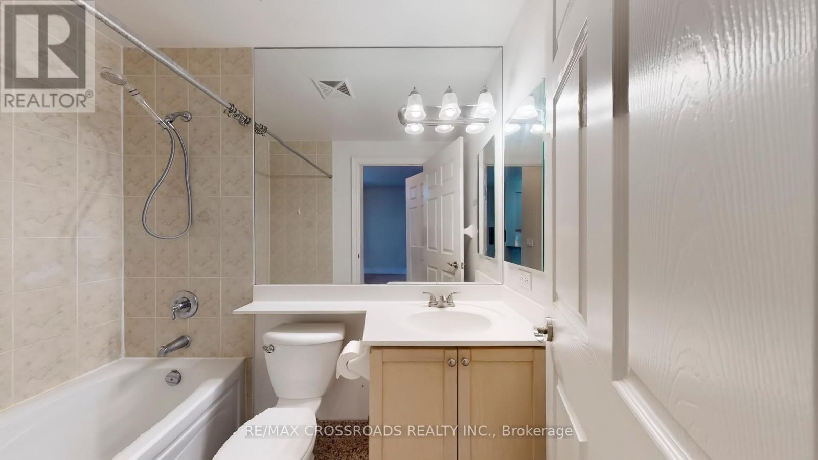 Ph1 - 15 Greenview Avenue, Toronto, Ontario  M2M 4M7 - Photo 28 - C12589936