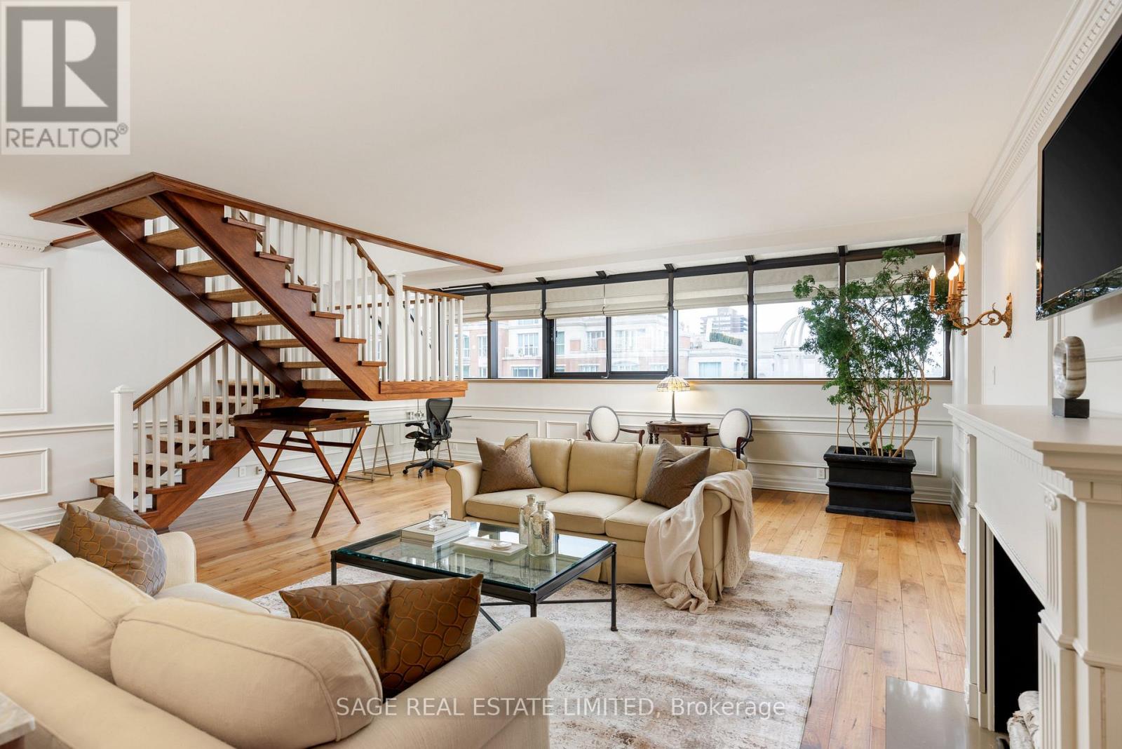 605 - 55A AVENUE ROAD, Toronto, Ontario