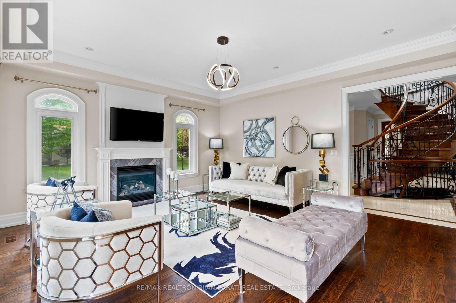 221 Elmwood Avenue, Toronto, Ontario  M2N 3M8 - Photo 5 - C12589942