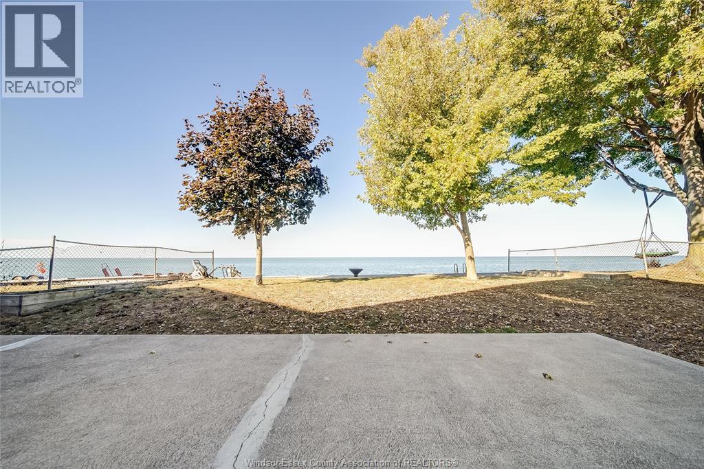 1266 Shoreline Avenue, Lakeshore, Ontario  N0R 1A0 - Photo 38 - 25030854