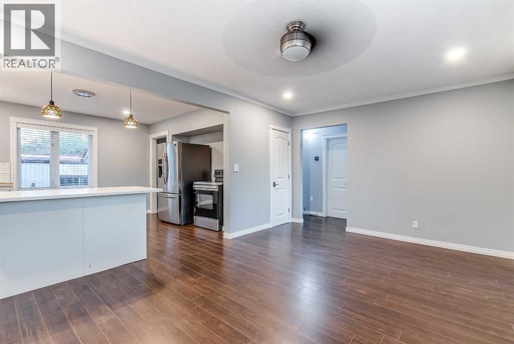 226 4 Street Se, Redcliff, Alberta T0J 2P0 - Photo 12 - A2259875