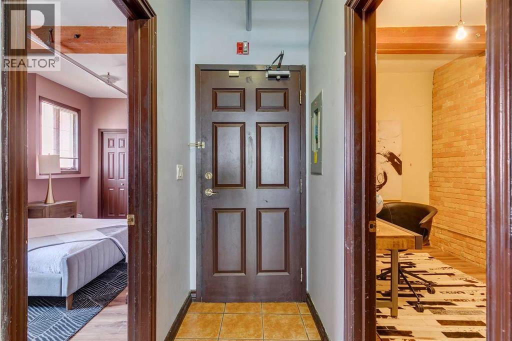 221, 220 11 Avenue Se, Calgary, Alberta T2G 0X8 - Photo 3 - A2252555