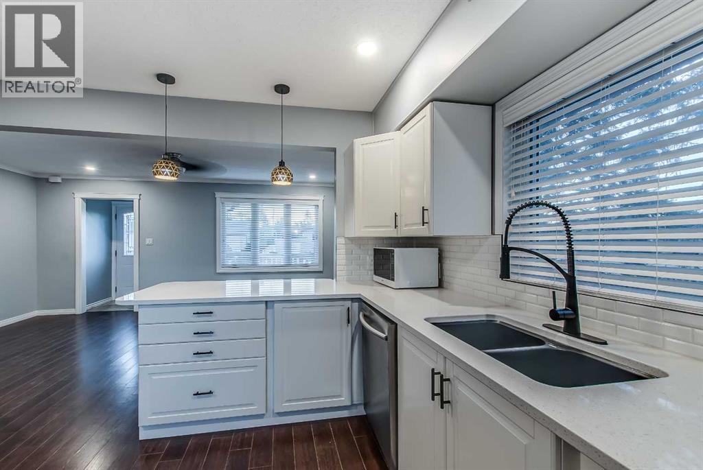 226 4 Street Se, Redcliff, Alberta T0J 2P0 - Photo 23 - A2259875