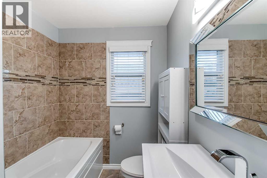 226 4 Street Se, Redcliff, Alberta T0J 2P0 - Photo 28 - A2259875