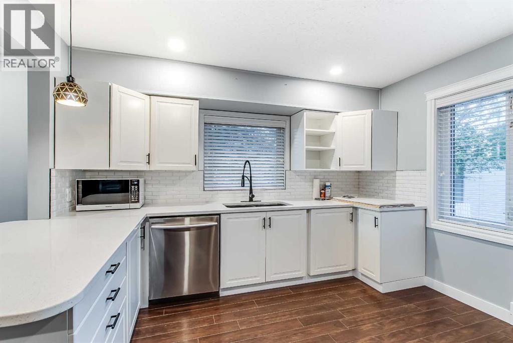 226 4 Street Se, Redcliff, Alberta T0J 2P0 - Photo 20 - A2259875