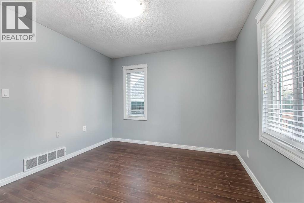 226 4 Street Se, Redcliff, Alberta T0J 2P0 - Photo 26 - A2259875