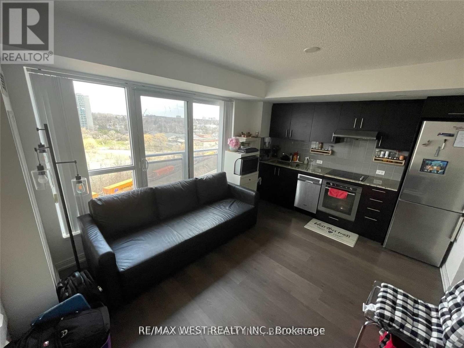 1008 - 255 Village Green Square, Toronto, Ontario  M1S 0L7 - Photo 12 - E12589890