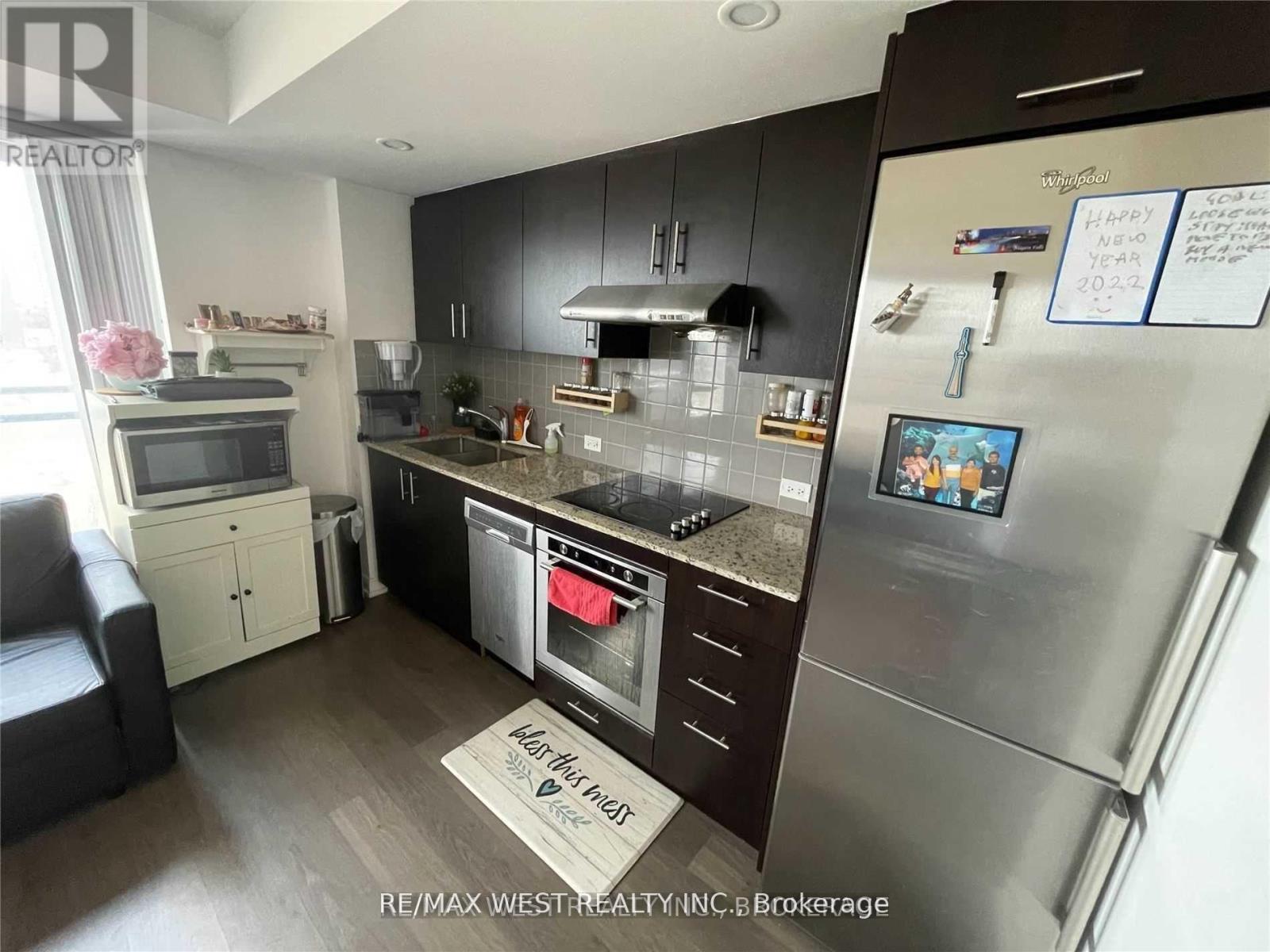 1008 - 255 Village Green Square, Toronto, Ontario  M1S 0L7 - Photo 14 - E12589890