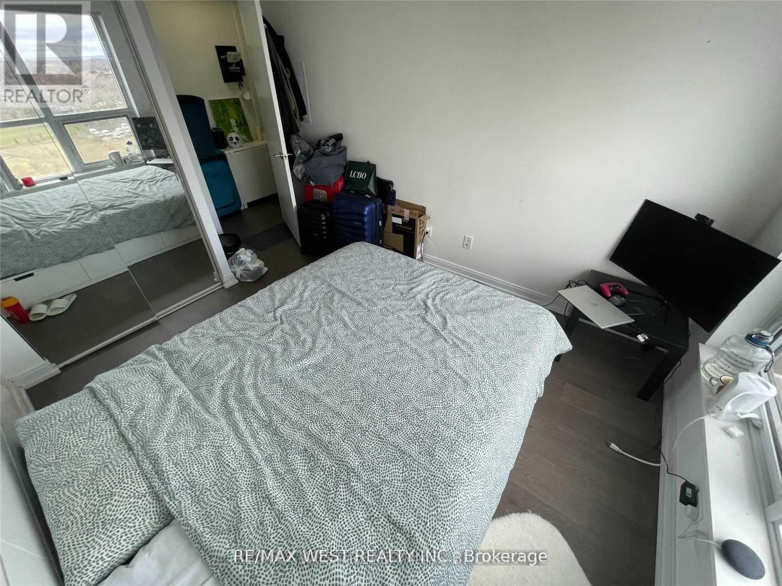1008 - 255 Village Green Square, Toronto, Ontario  M1S 0L7 - Photo 17 - E12589890