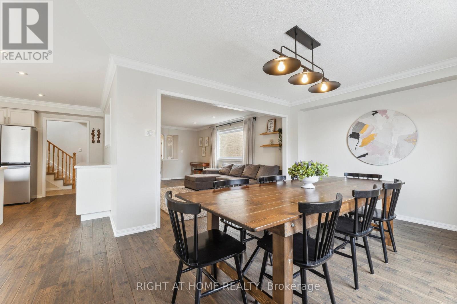 92 Longueuil Place, Whitby, Ontario  L1R 3H1 - Photo 12 - E12589970