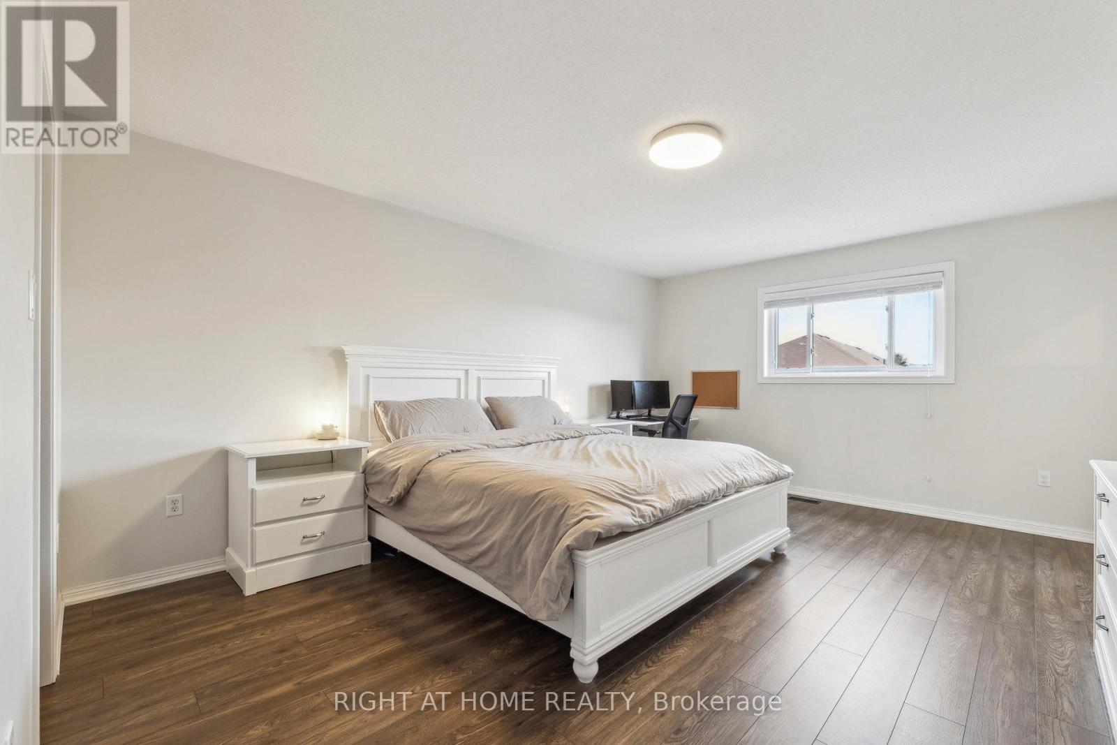 92 Longueuil Place, Whitby, Ontario  L1R 3H1 - Photo 22 - E12589970