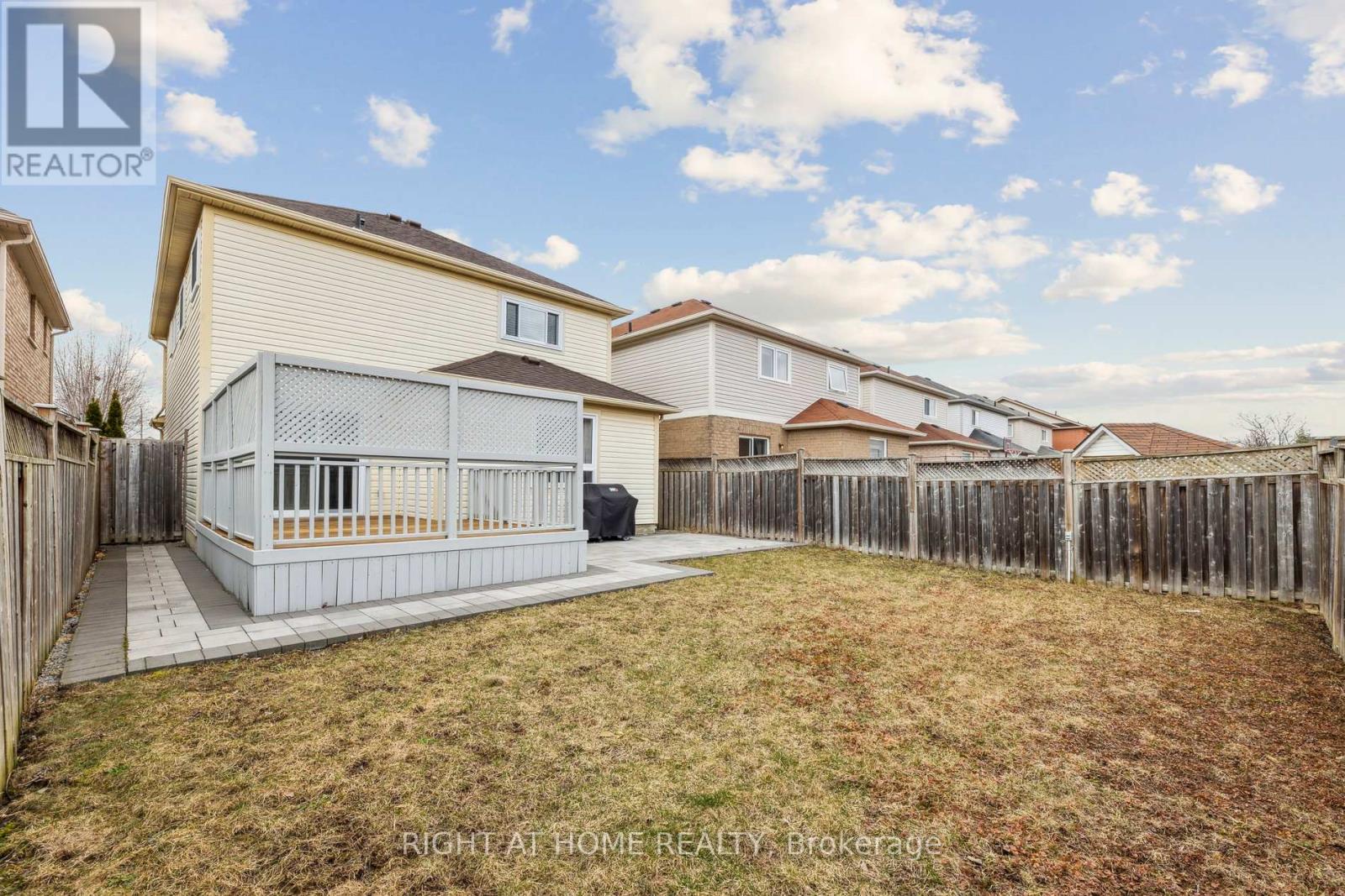 92 Longueuil Place, Whitby, Ontario  L1R 3H1 - Photo 45 - E12589970