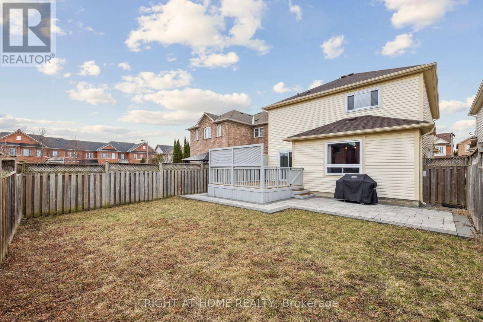 92 Longueuil Place, Whitby, Ontario  L1R 3H1 - Photo 46 - E12589970