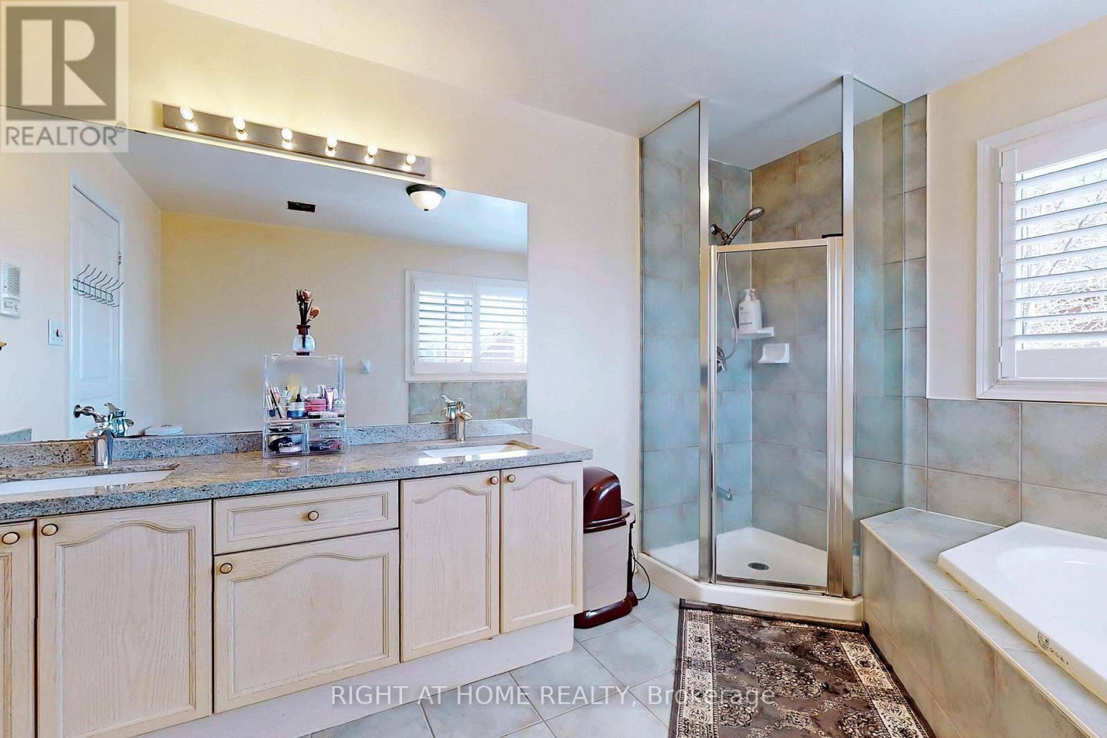 861 Strouds Lane, Pickering, Ontario  L1V 7G1 - Photo 26 - E12589992