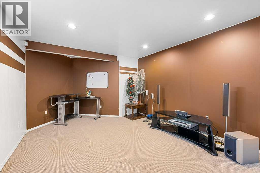 149 Martinvalley Crescent Ne, Calgary, Alberta  T3J 4L7 - Photo 30 - A2269492