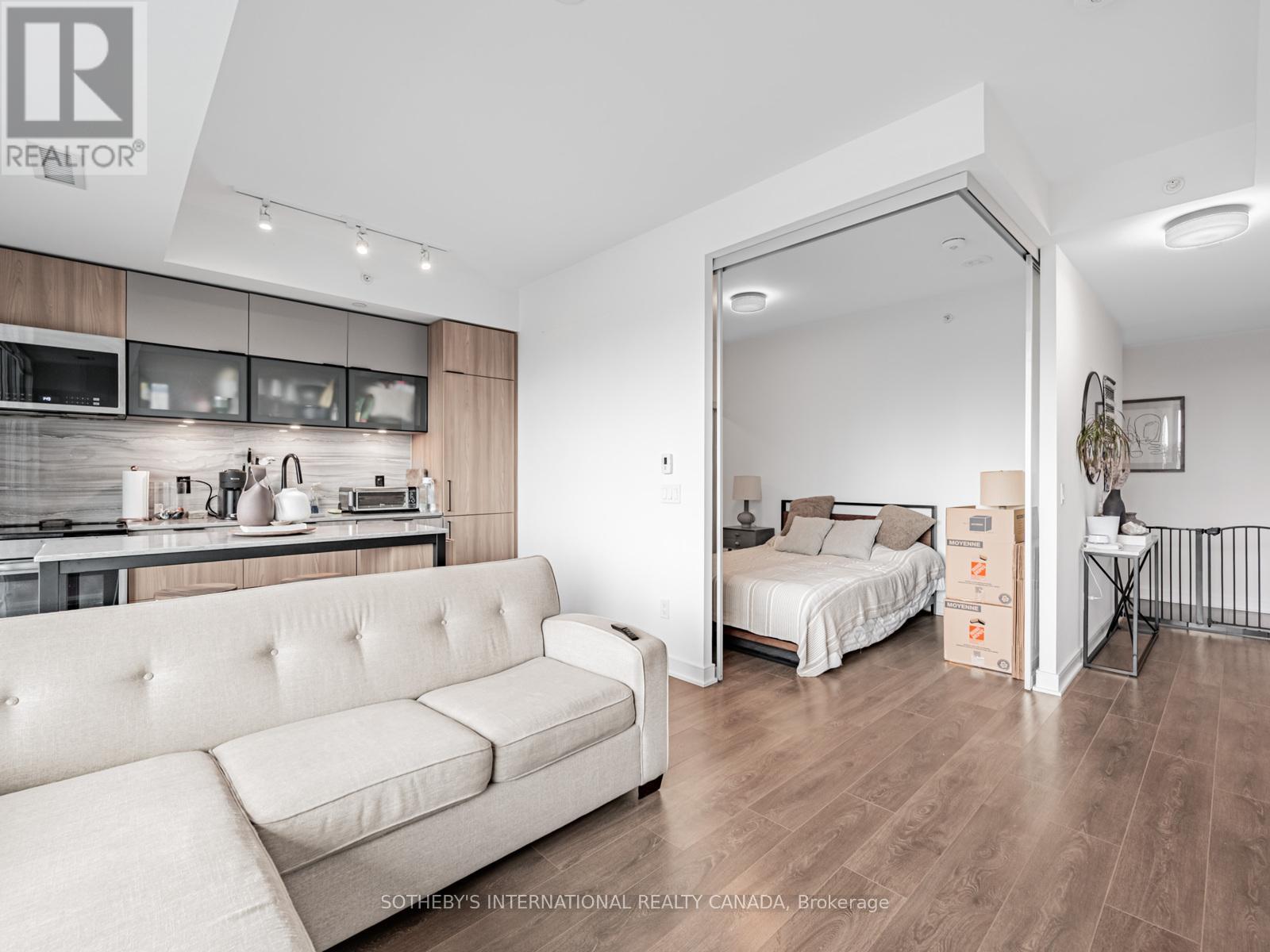 1018 - 60 Tannery Road, Toronto, Ontario  M5A 0S8 - Photo 14 - C12585522