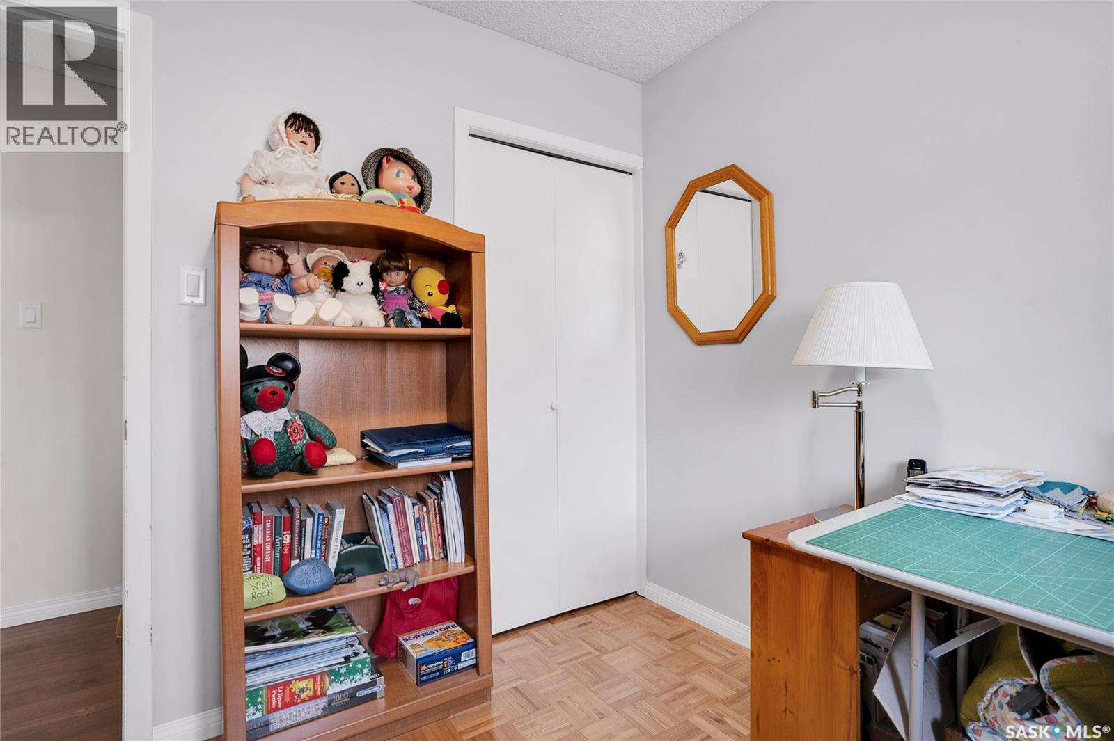 344 Russell Road, Saskatoon, Saskatchewan  S7K 6P2 - Photo 22 - SK025003