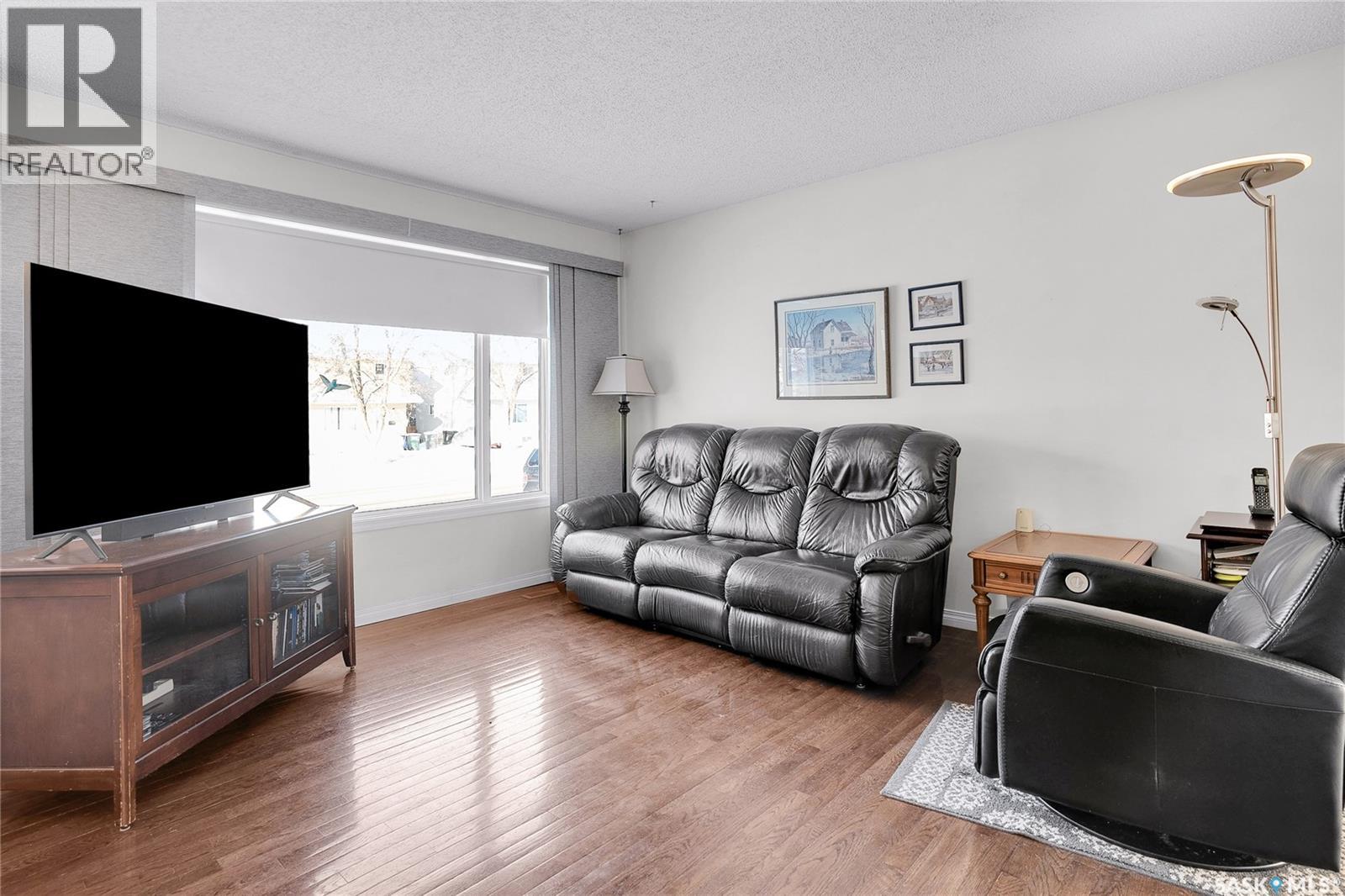 344 Russell Road, Saskatoon, Saskatchewan  S7K 6P2 - Photo 7 - SK025003