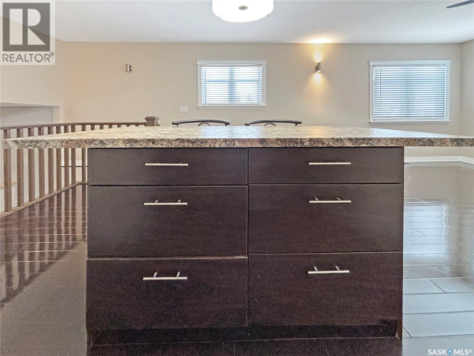 1030 M Avenue S, Saskatoon, Saskatchewan  S7M 2L9 - Photo 8 - SK024997