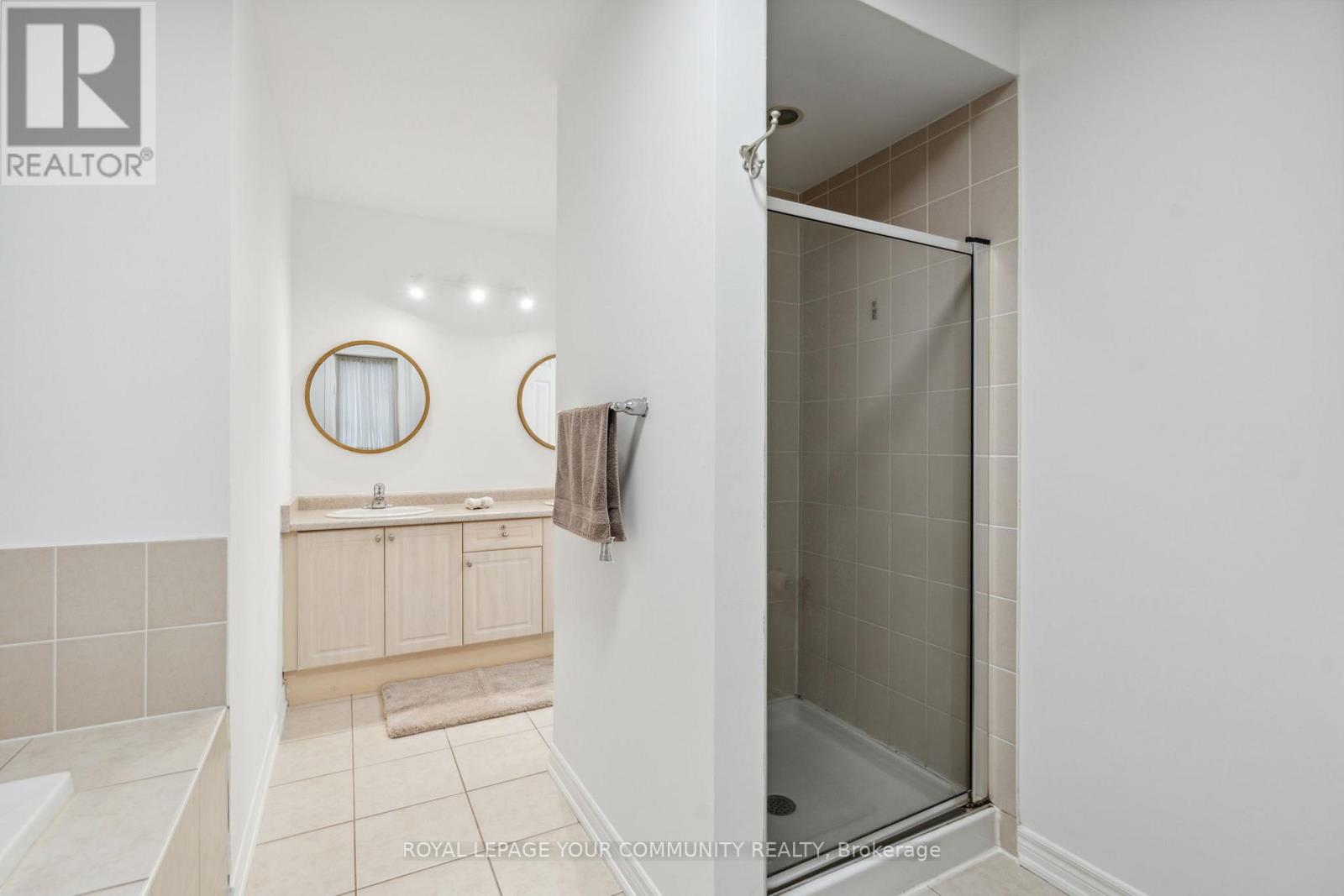 26 Ivy Jay Crescent, Aurora, Ontario  L4G 0E6 - Photo 29 - N12589488