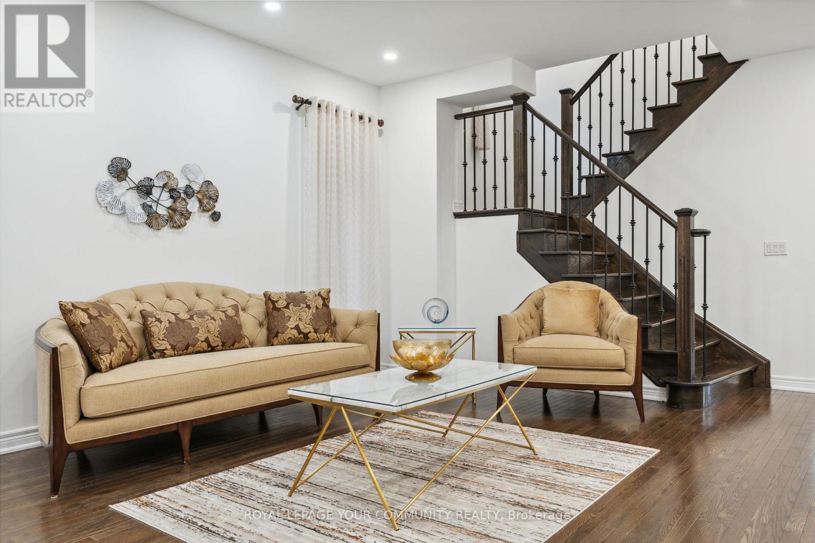 26 Ivy Jay Crescent, Aurora, Ontario  L4G 0E6 - Photo 10 - N12589488