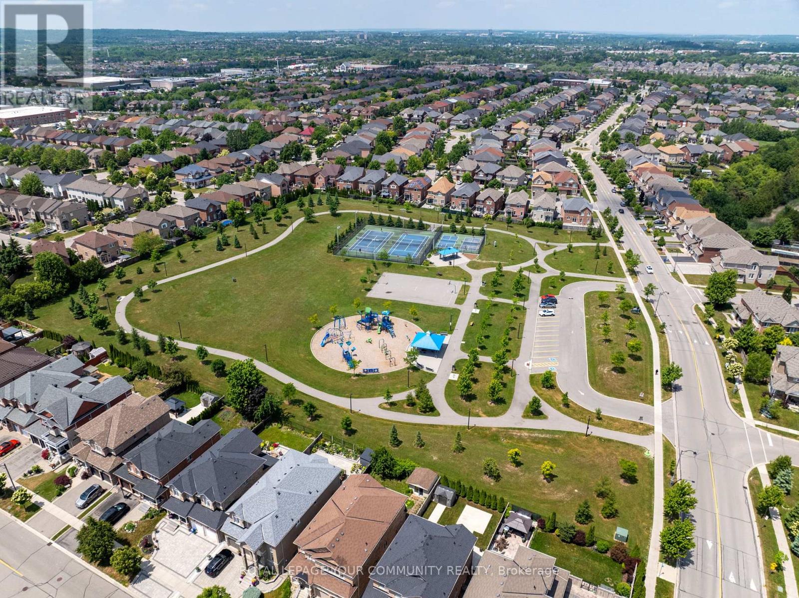 26 Ivy Jay Crescent, Aurora, Ontario  L4G 0E6 - Photo 47 - N12589488