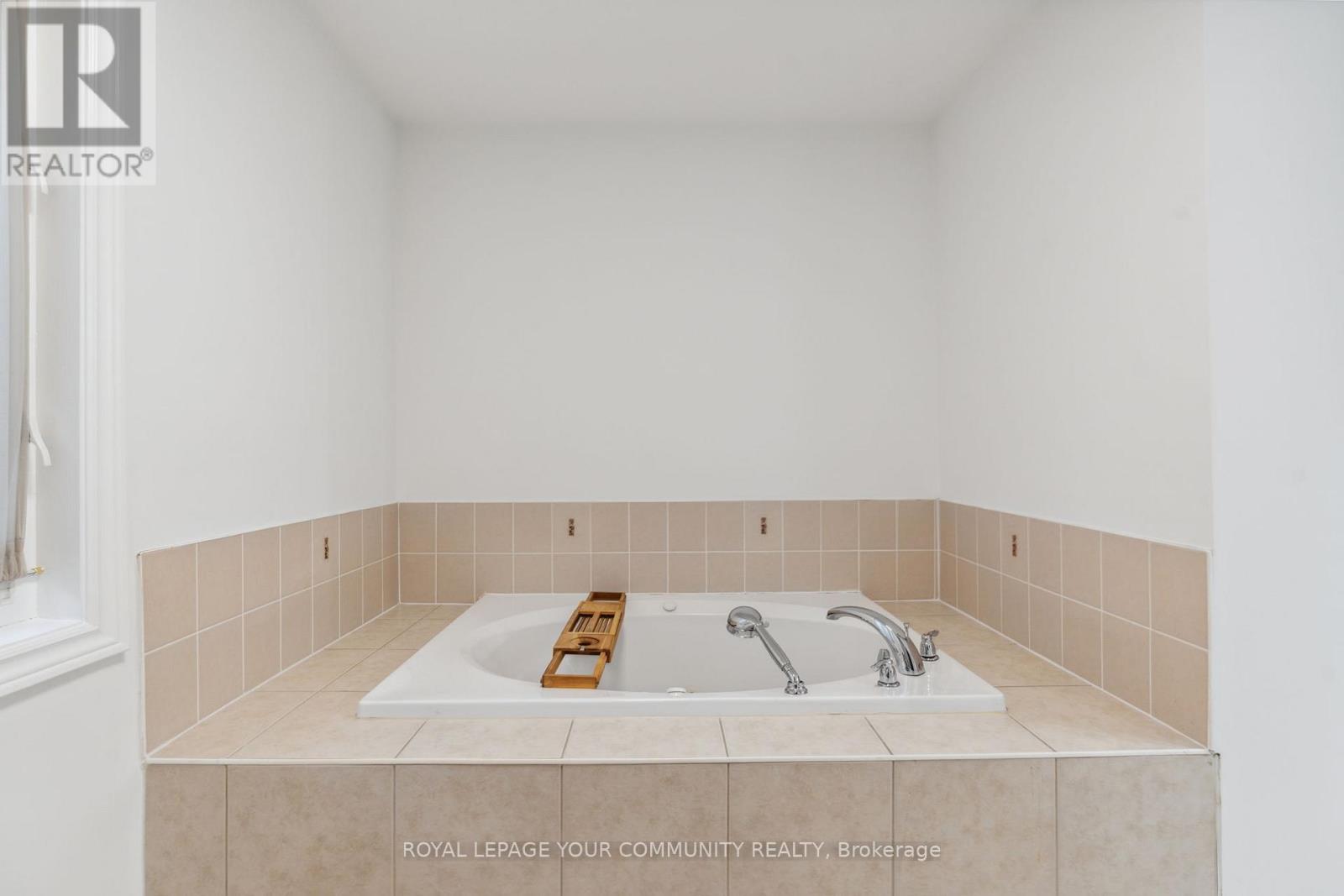 26 Ivy Jay Crescent, Aurora, Ontario  L4G 0E6 - Photo 28 - N12589488