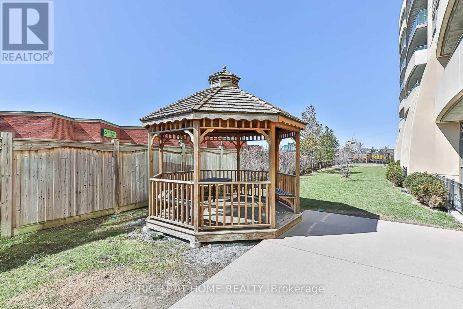 221 - 75 Norman Bethune Avenue, Richmond Hill, Ontario  L4B 0B6 - Photo 15 - N12589860