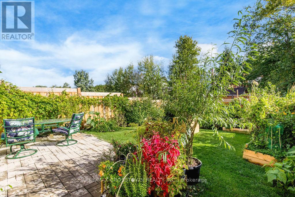 49 Greenwood Drive, Essa, Ontario  L3W 0N5 - Photo 45 - N12589886