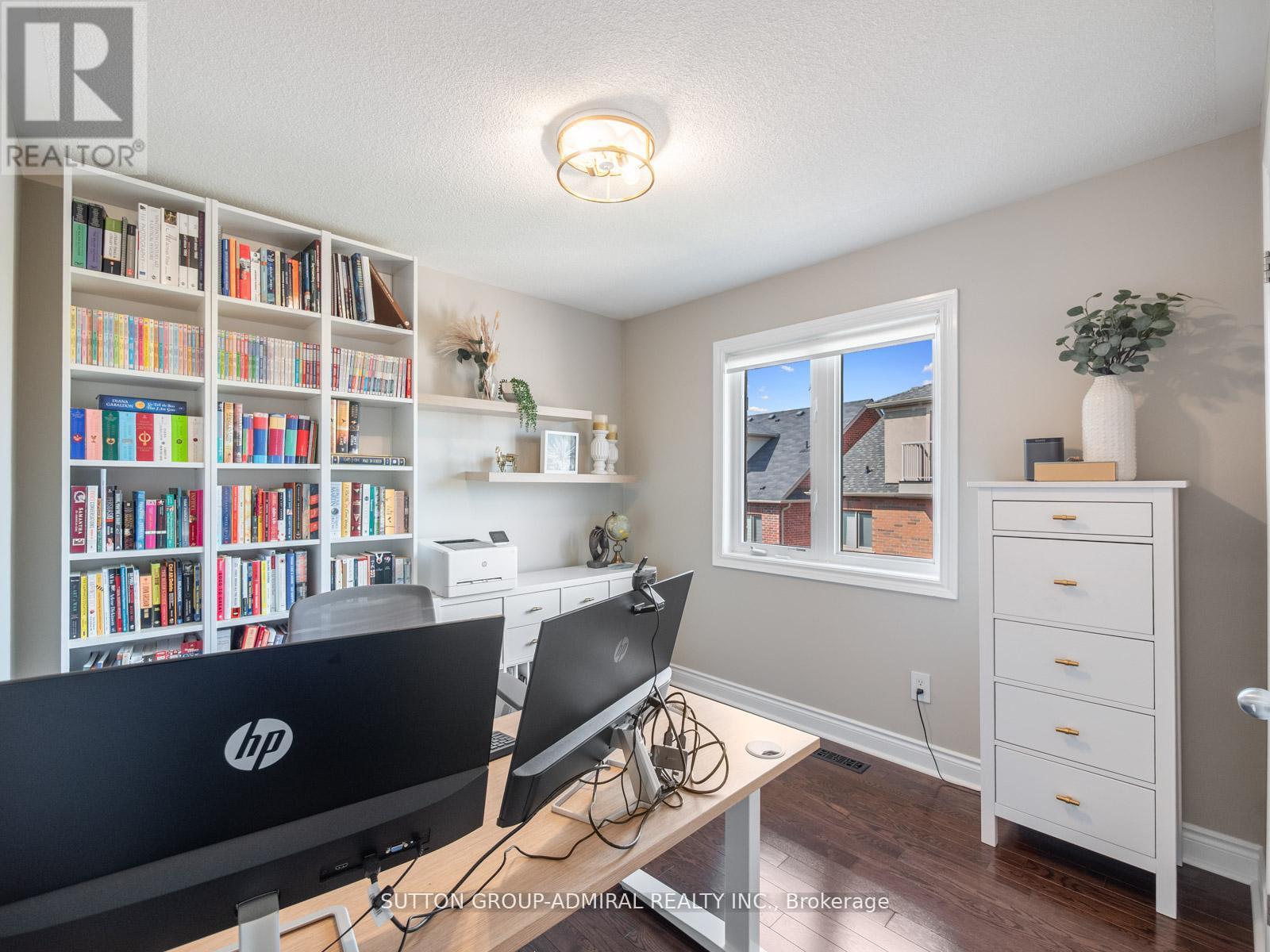 1057 Warby Trail, Newmarket, Ontario  L3X 3H6 - Photo 17 - N12589894