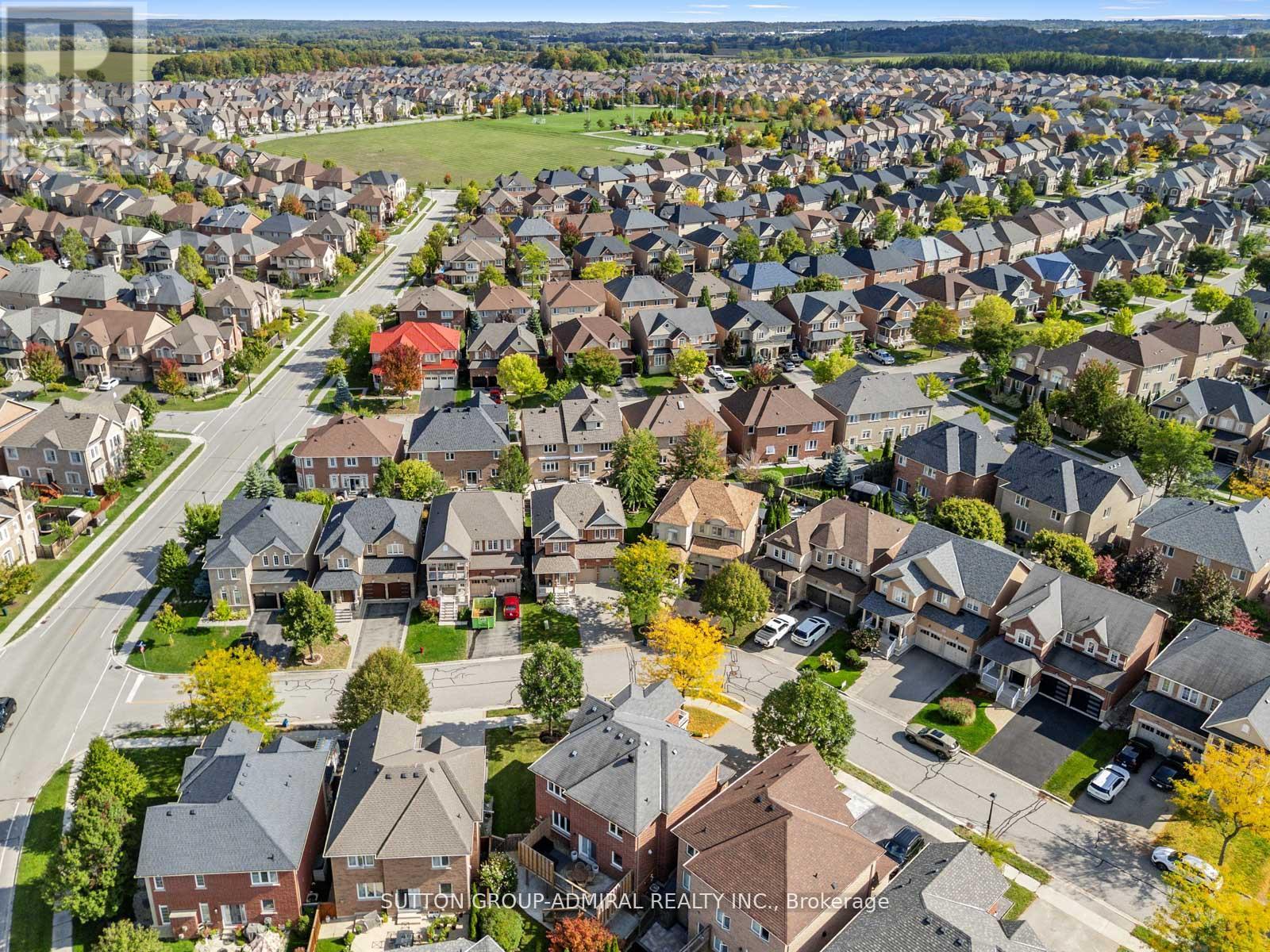 1057 Warby Trail, Newmarket, Ontario  L3X 3H6 - Photo 46 - N12589894