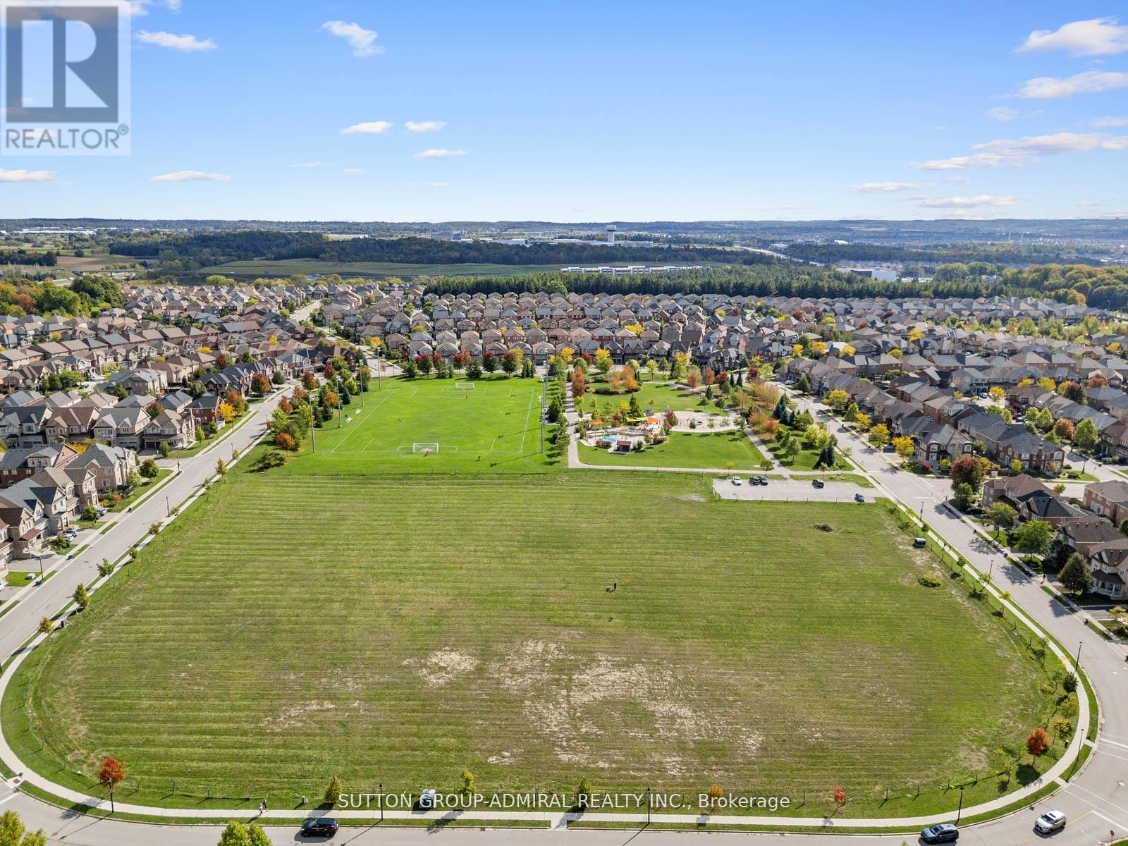 1057 Warby Trail, Newmarket, Ontario  L3X 3H6 - Photo 47 - N12589894